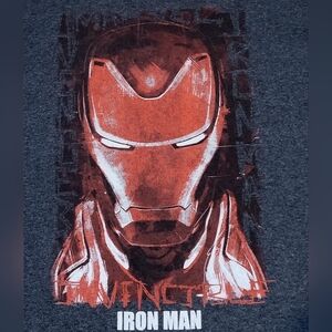 Marvel Iron Man Graphic Tee Men’s Medium Gray & Red Short Sleeve Shirt C8